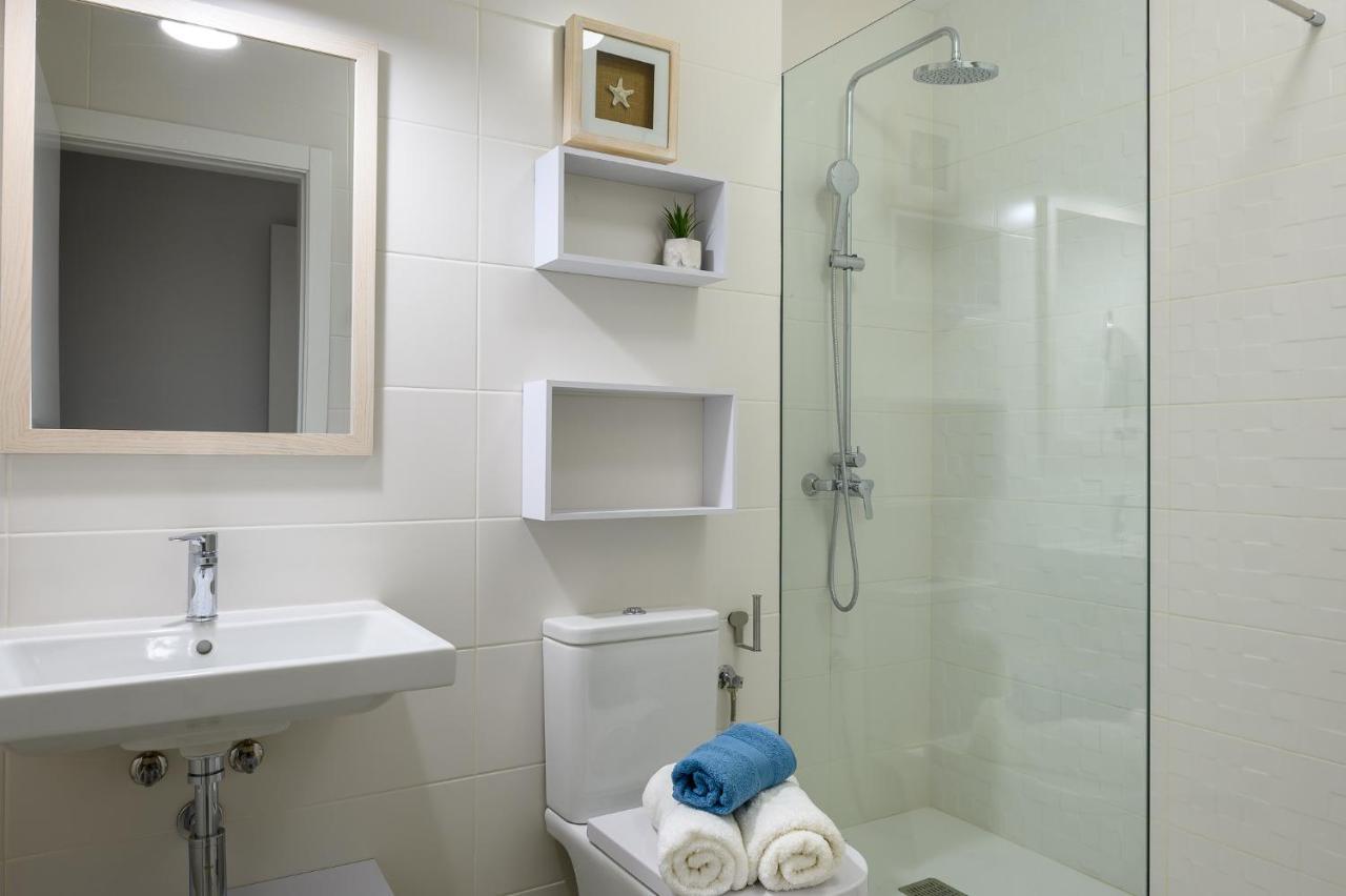 La Marinera House-Near The Beach, Fast Wifi, Air-Con On Main Bedroom And Sat Tv Playa Blanca  Eksteriør billede